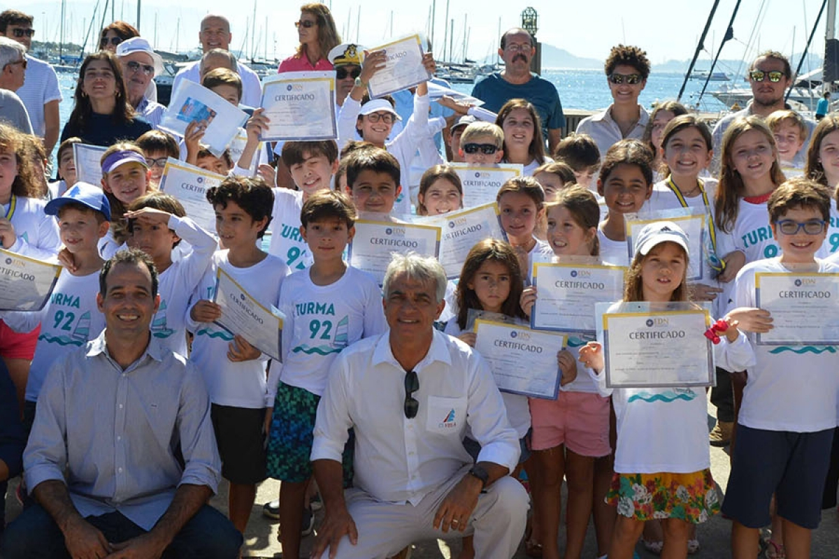 EDN comemora número recorde de alunos e realiza a formatura da sua 92ª turma