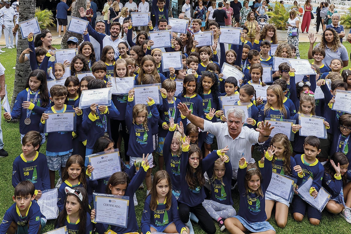 EDN realiza formatura da sua 98ª turma