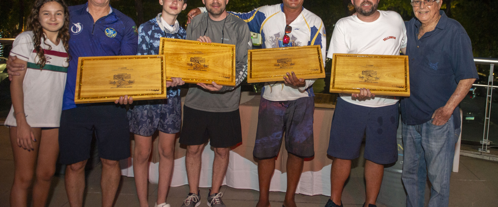 Torneio Offshore 27,5 reúne equipes em dia perfeito de pesca