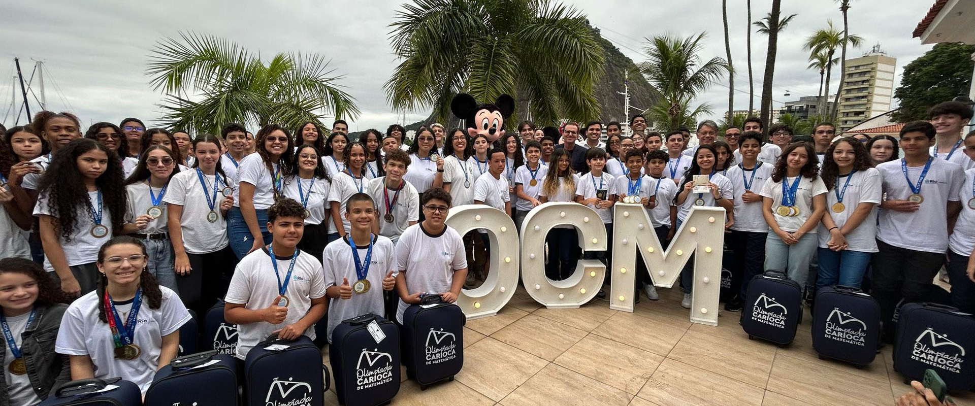 Campeões da Olimpíada Carioca de Matemática são premiados no Salão Nobre