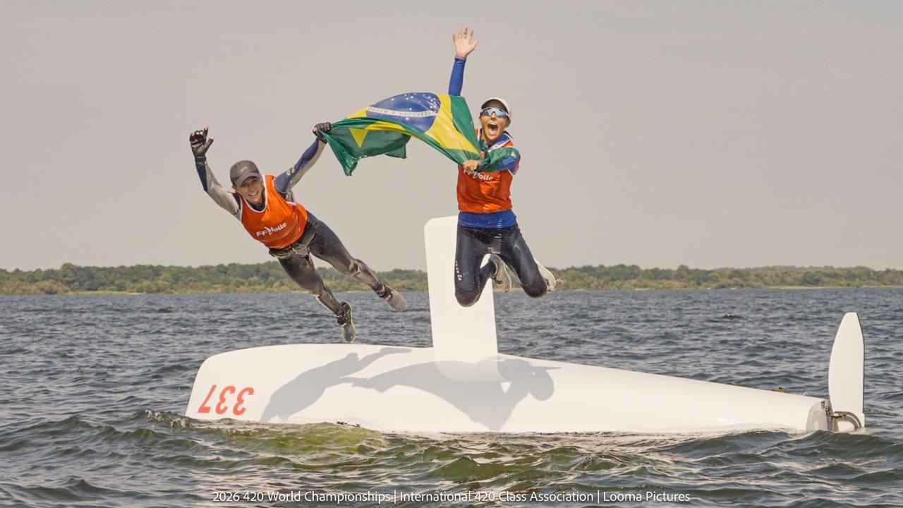 Joana Freitas e Antônia Gick conquistam o título mundial Feminino da classe 420